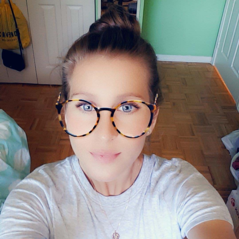 Meet your Posher, Karolina
